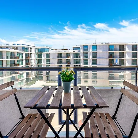 Beachfront In Armação *