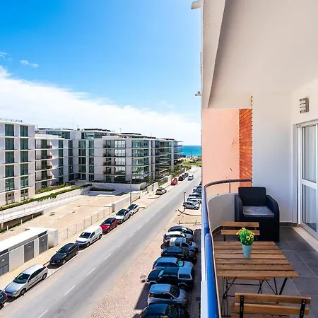 Beachfront In Armacao Apartment *