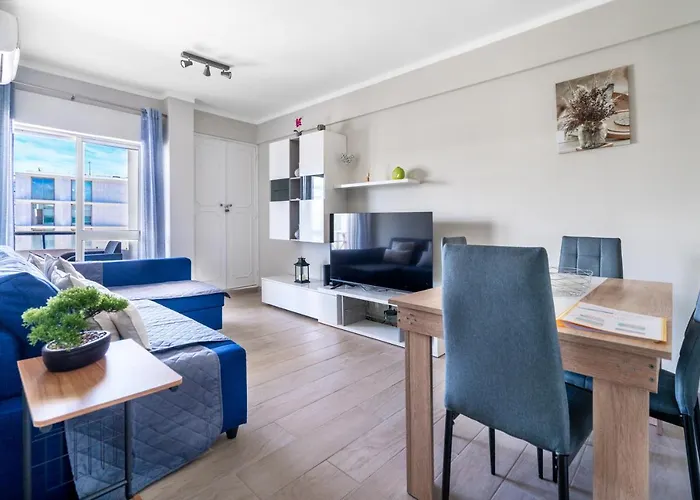 Beachfront In Armacao * Armação de Pêra